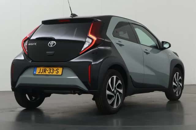 Toyota Aygo X (2025) thumbnail 2