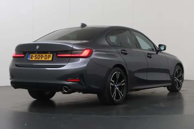 BMW 3-Serie (2021) thumbnail 2