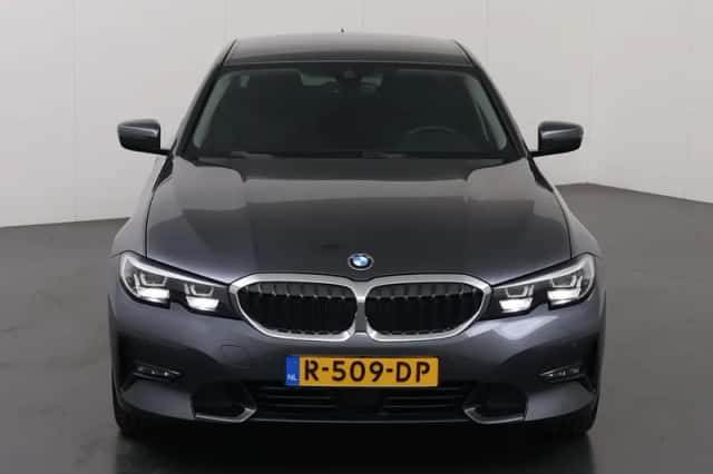 BMW 3-Serie (2021) thumbnail 3