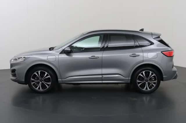 Ford Kuga (2023) thumbnail 5