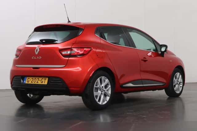 Renault Clio (2019) thumbnail 2