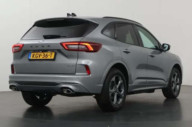 Ford Kuga (2025) thumbnail 2
