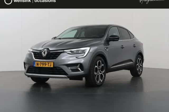 Renault Arkana (2022) thumbnail 1