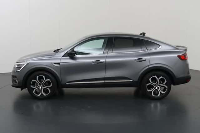 Renault Arkana (2022) thumbnail 5