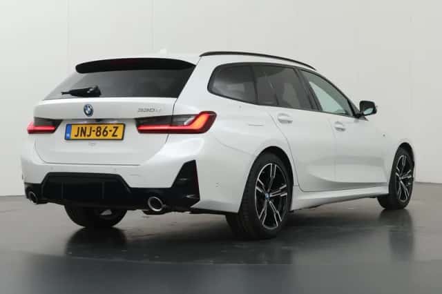BMW 3-Serie (2023) thumbnail 2