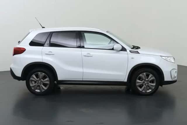 Suzuki Vitara (2018) thumbnail 6