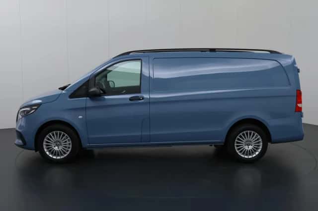 Mercedes-Benz Vito (2024) thumbnail 5