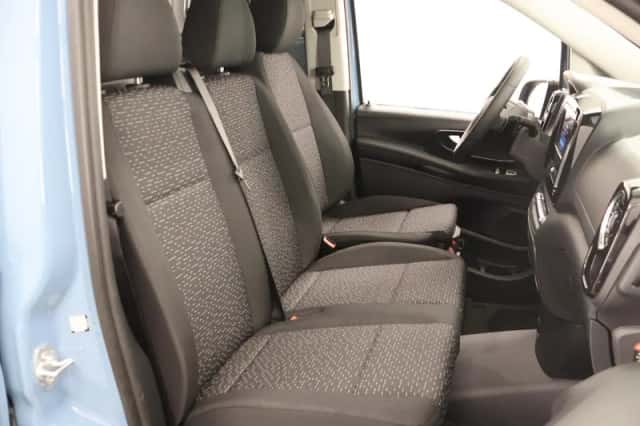 Mercedes-Benz Vito (2024) thumbnail 10
