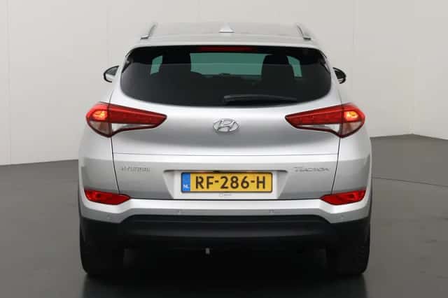 Hyundai Tucson (2018) thumbnail 4