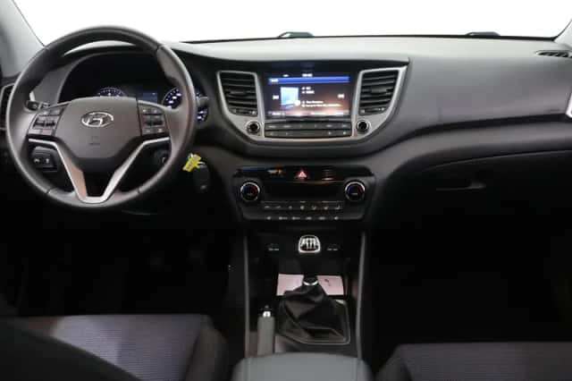 Hyundai Tucson (2018) thumbnail 8