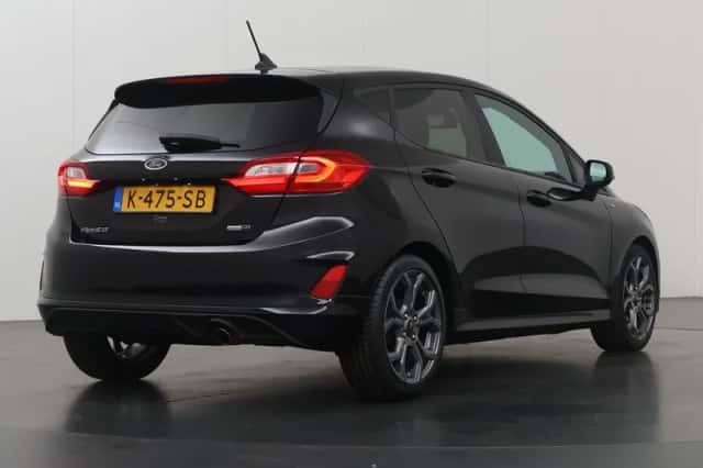 Ford Fiesta (2021) thumbnail 2