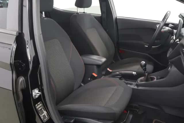 Ford Fiesta (2021) thumbnail 10