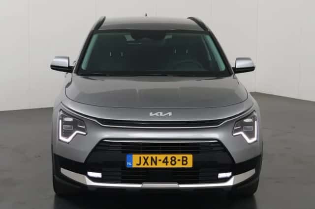 Kia Niro (2025) thumbnail 3