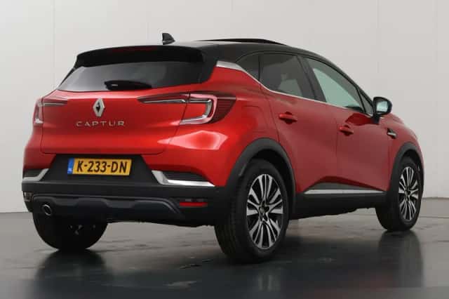 Renault Captur (2020) thumbnail 2