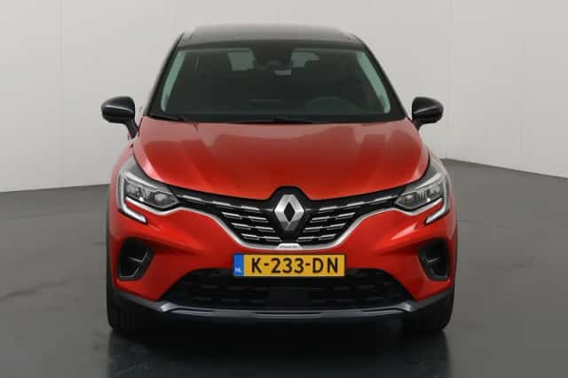 Renault Captur (2020) thumbnail 3
