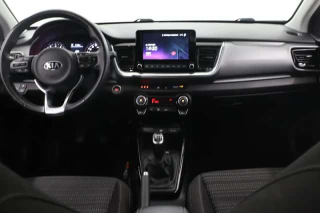 Kia Stonic (2021) thumbnail 8