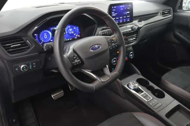 Ford Kuga (2021) thumbnail 8