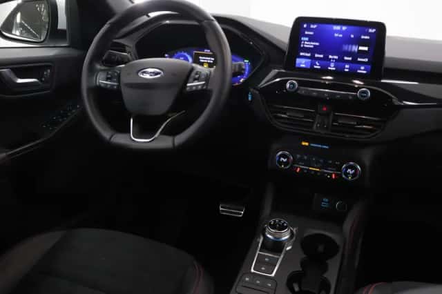 Ford Kuga (2021) thumbnail 10