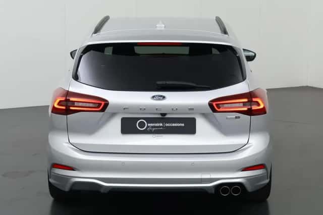 Ford Focus (2023) thumbnail 4