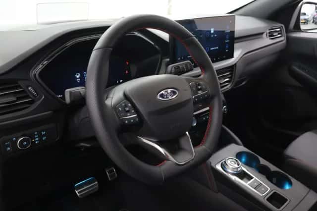 Ford Kuga (2025) thumbnail 7