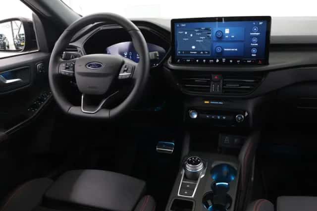 Ford Kuga (2025) thumbnail 9
