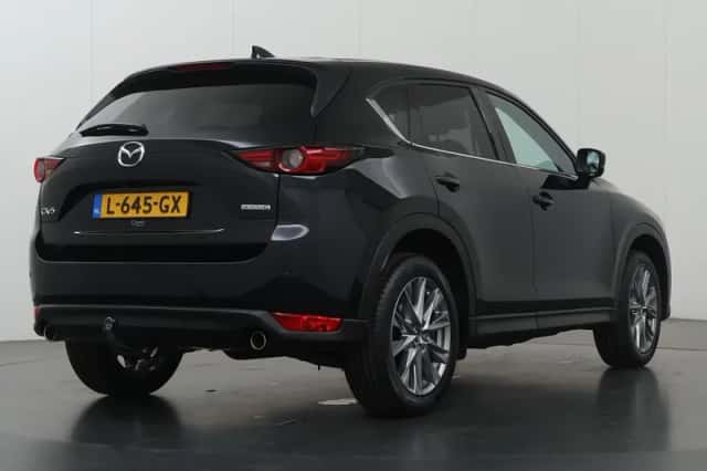 Mazda CX-5 (2021) thumbnail 2