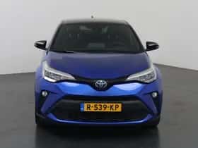 Toyota C-HR (2022) thumbnail 3