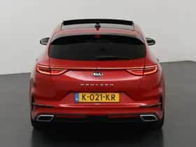 Kia Proceed (2021) thumbnail 4