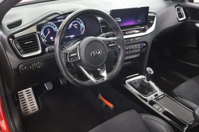 Kia Proceed (2021) thumbnail 7