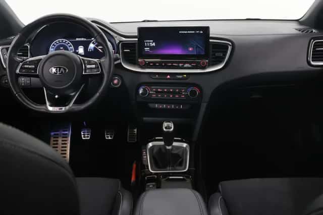 Kia Proceed (2021) thumbnail 8