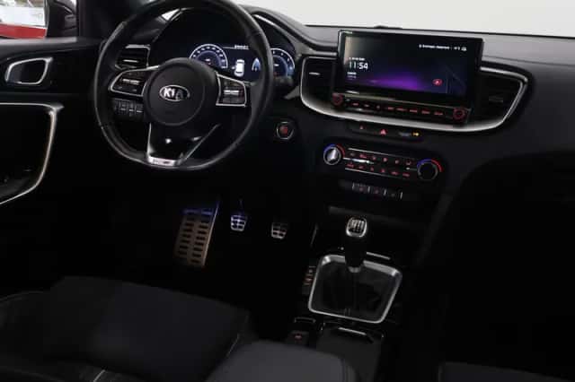 Kia Proceed (2021) thumbnail 9
