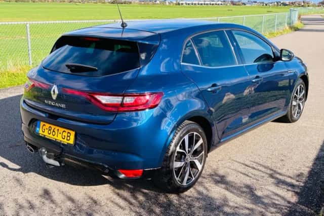 Renault Mégane (2019) thumbnail 4
