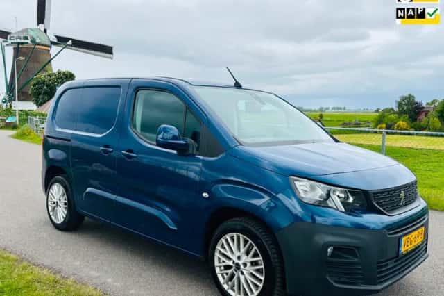 Peugeot Partner (2019) thumbnail 1