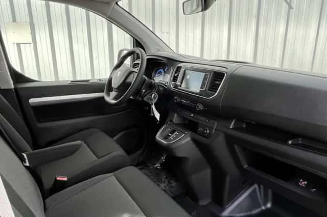 Peugeot E-Expert (2023) thumbnail 3