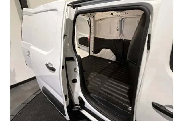 Peugeot E-Partner (0) thumbnail 2