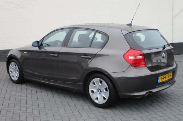 BMW 1-Serie (2009) thumbnail 3