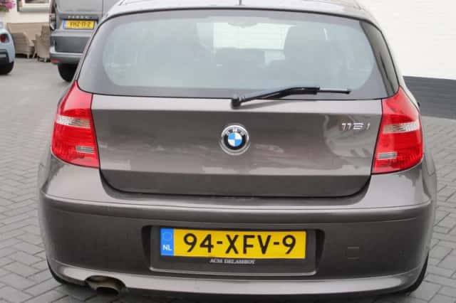 BMW 1-Serie (2009) thumbnail 5