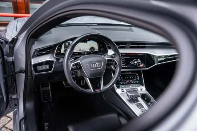 Audi A6 (2021) thumbnail 2