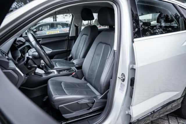 Audi Q3 (2022) thumbnail 6