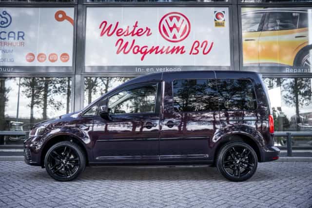 Volkswagen Caddy (2016) thumbnail 3