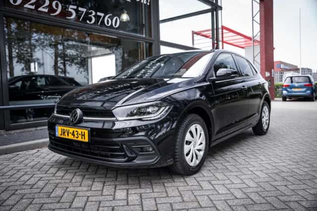 Volkswagen Polo (2023) thumbnail 1