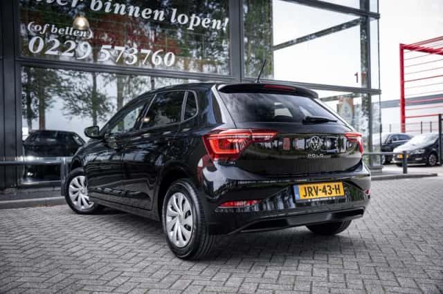 Volkswagen Polo (2023) thumbnail 5