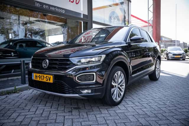Volkswagen T-Roc (2020) thumbnail 1