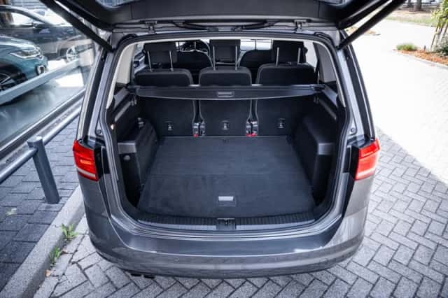 Volkswagen Touran (2016) thumbnail 5