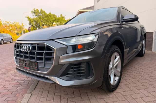 Audi Q8 (2019) thumbnail 1
