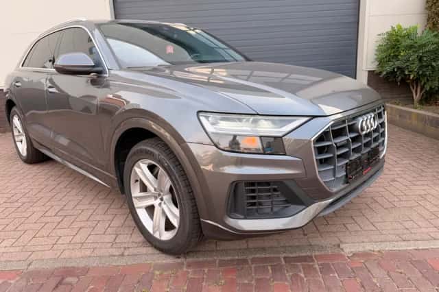 Audi Q8 (2019) thumbnail 4