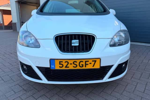 SEAT Altea XL (2011) thumbnail 5