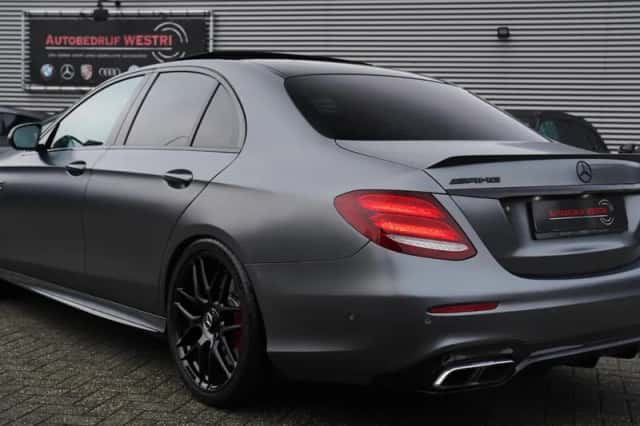 Mercedes-Benz Benz (2018) thumbnail 4