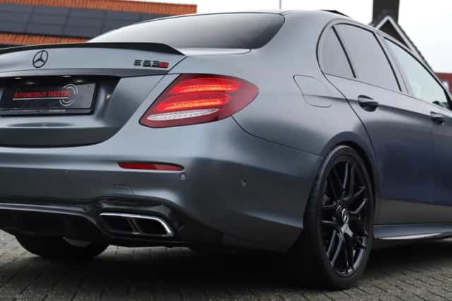 Mercedes-Benz Benz (2018) thumbnail 5