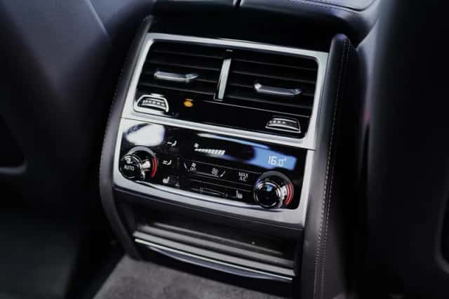 BMW 7 (2020) thumbnail 4